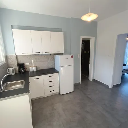 Alexander 3 Apartment *